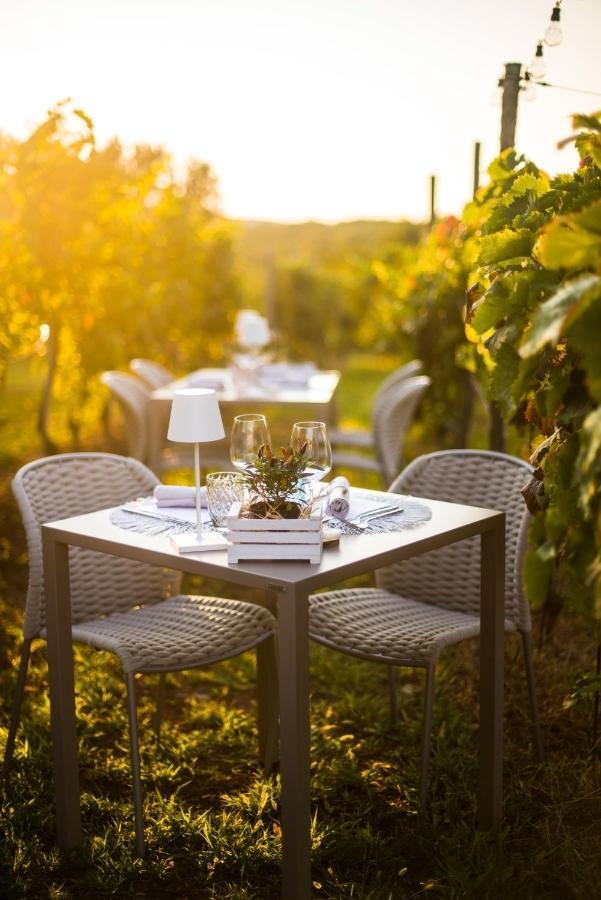 Cardo Boutique&Wine Resort Malchina ภายนอก รูปภาพ
